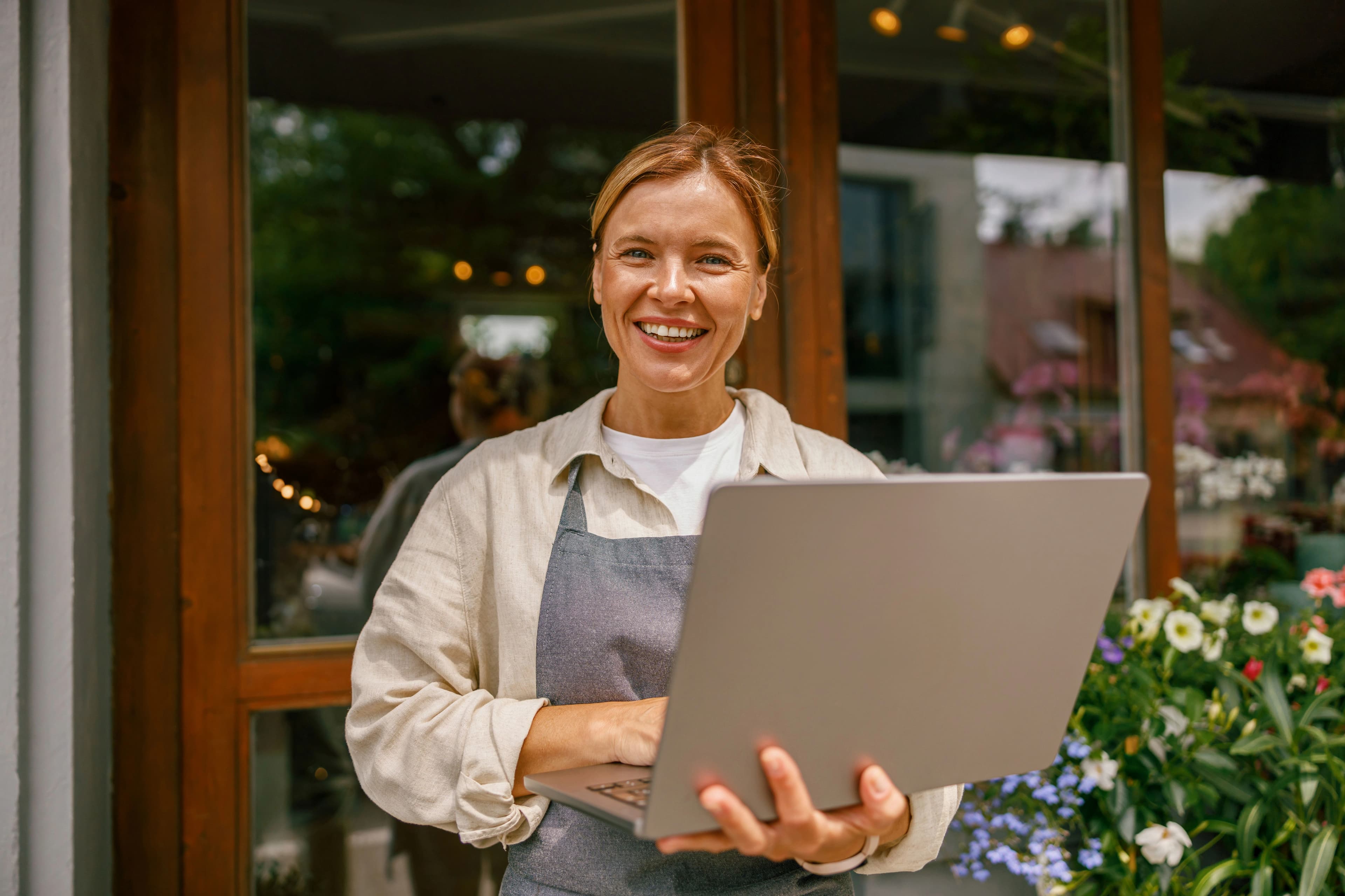 A Website That Updates Automatically: The Smarter Way for Local Businesses to Stay Visible Online