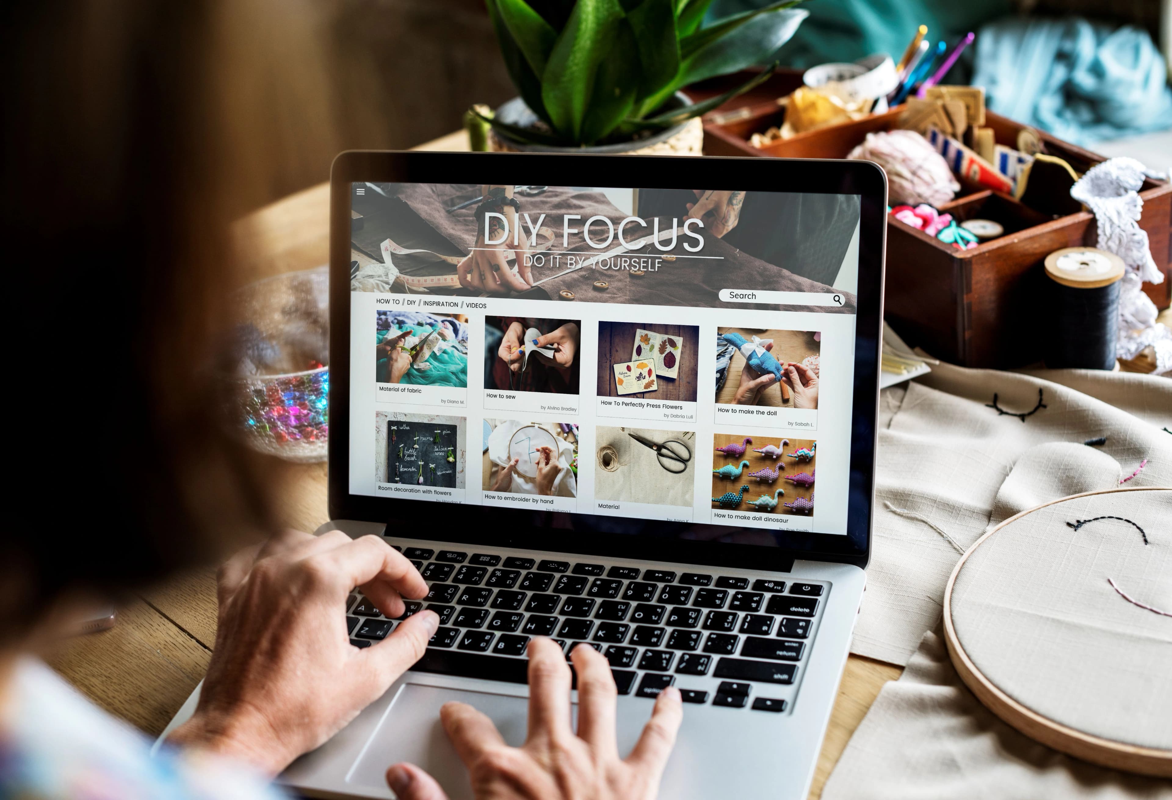 What Is a Business Website Feed? The New Way Local Businesses Stay Visible Online
